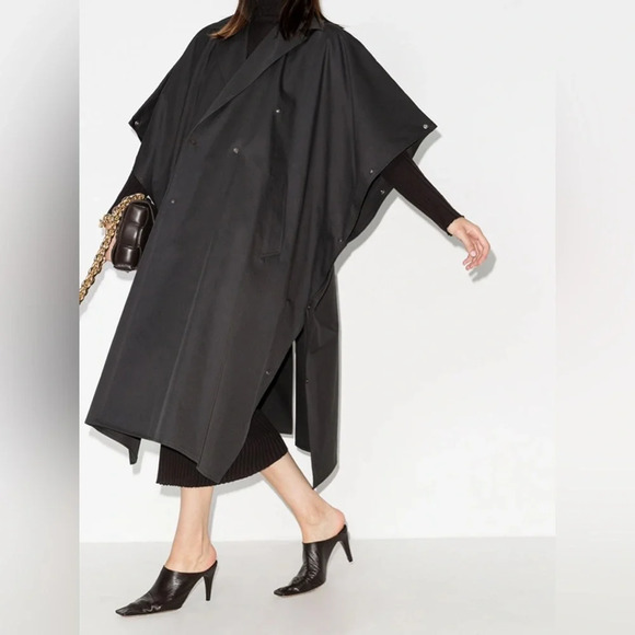 NWT Bottega Veneta Gabardine Wrap Sleeve Coat in Iron Size Small - Picture 3 of 16